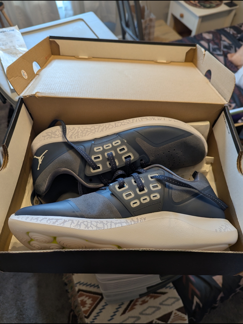 Jordan Men’s Athletic Trainer in Navy and White
